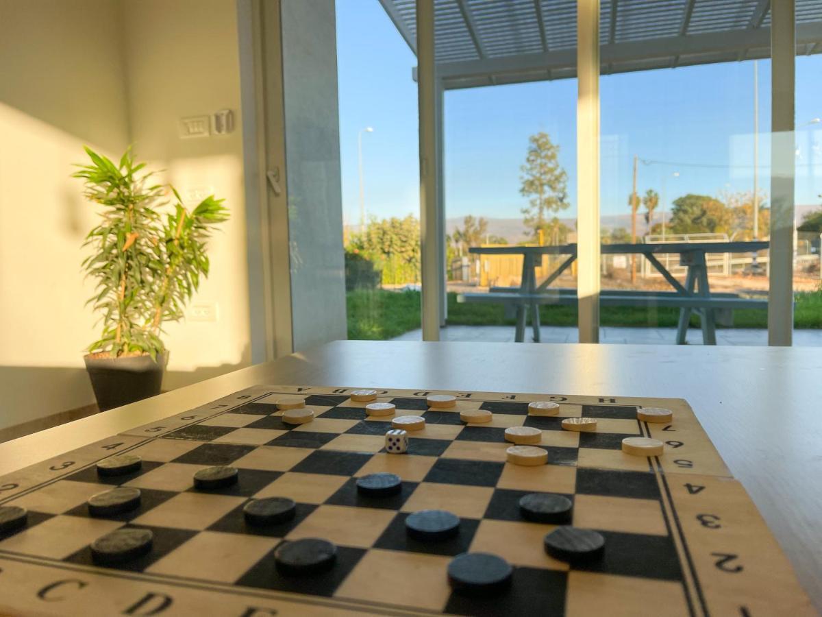 הבית הלבן בכפר בלום Villa Esterno foto